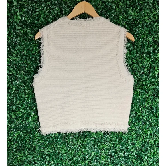 J.Crew Textured vest in fine bouclé - Picture 4 of 6